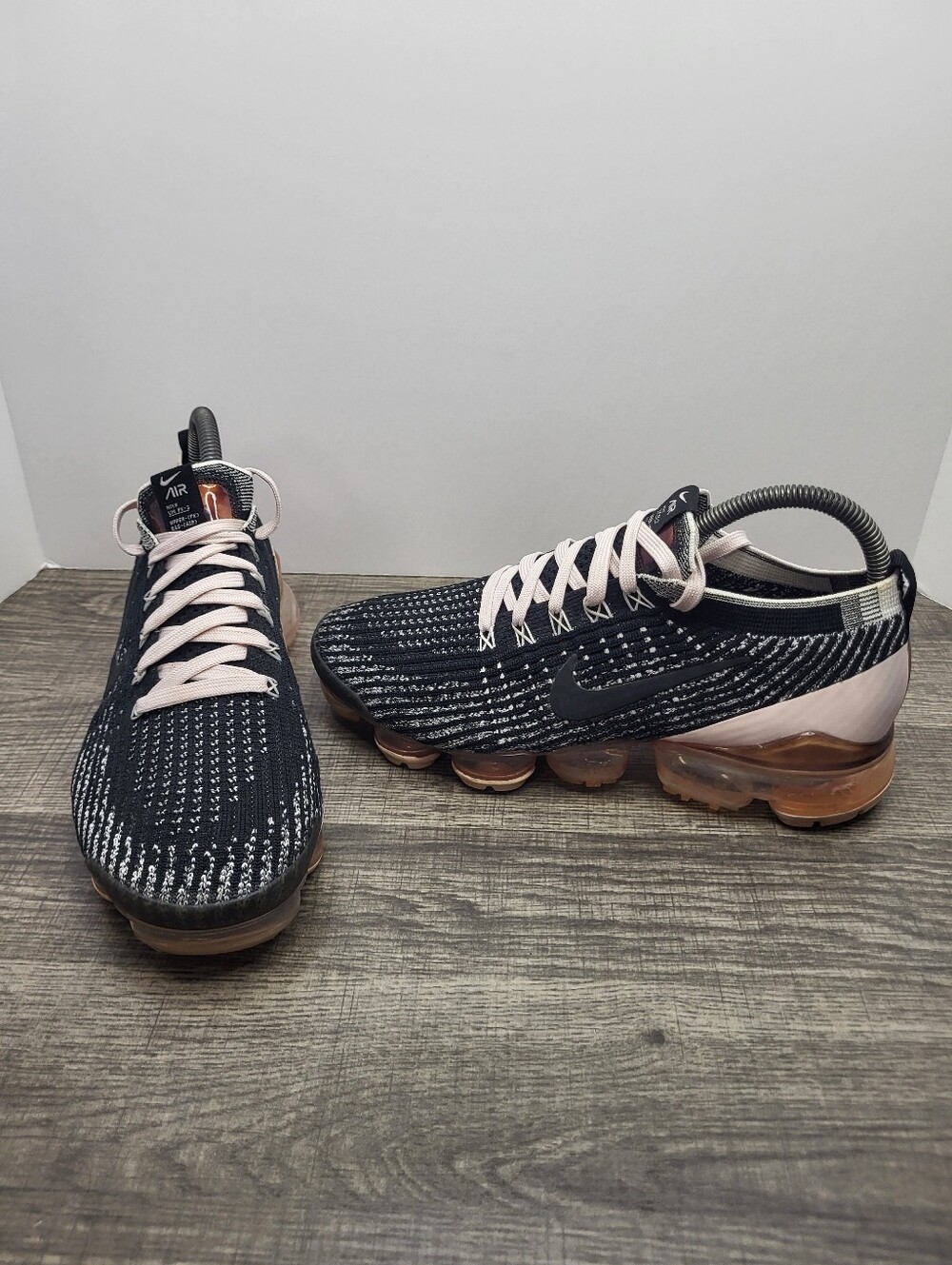 Nike Air VaporMax Flyknit 2 Shoes Womens Size 8.5 Black Running Sneakers
